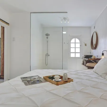 Granados 27 Beachfront *