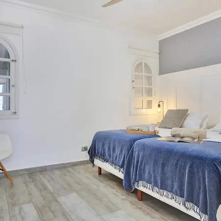 فيلة Granados 27 Beachfront *