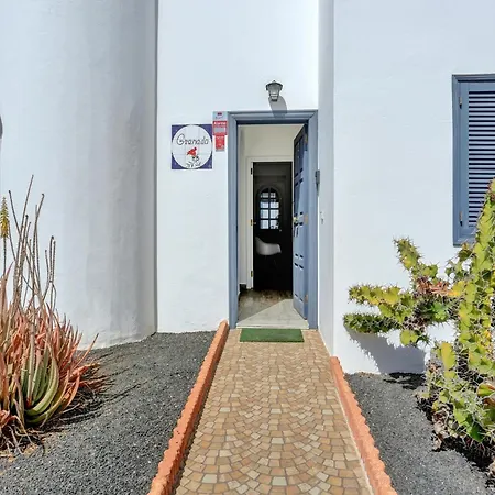 فيلة Granados 27 Beachfront *